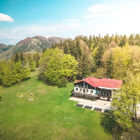 Planinski Dom Na Kalu Panzió Dol pri Hrastniku Kültér fotó